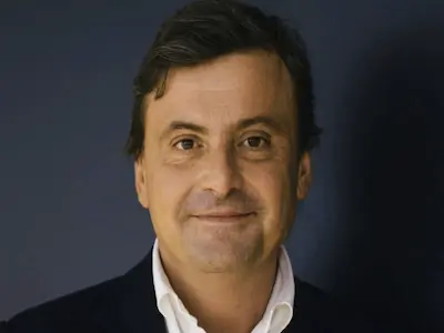 Carlo Calenda raccomanda Frame Cipro NX